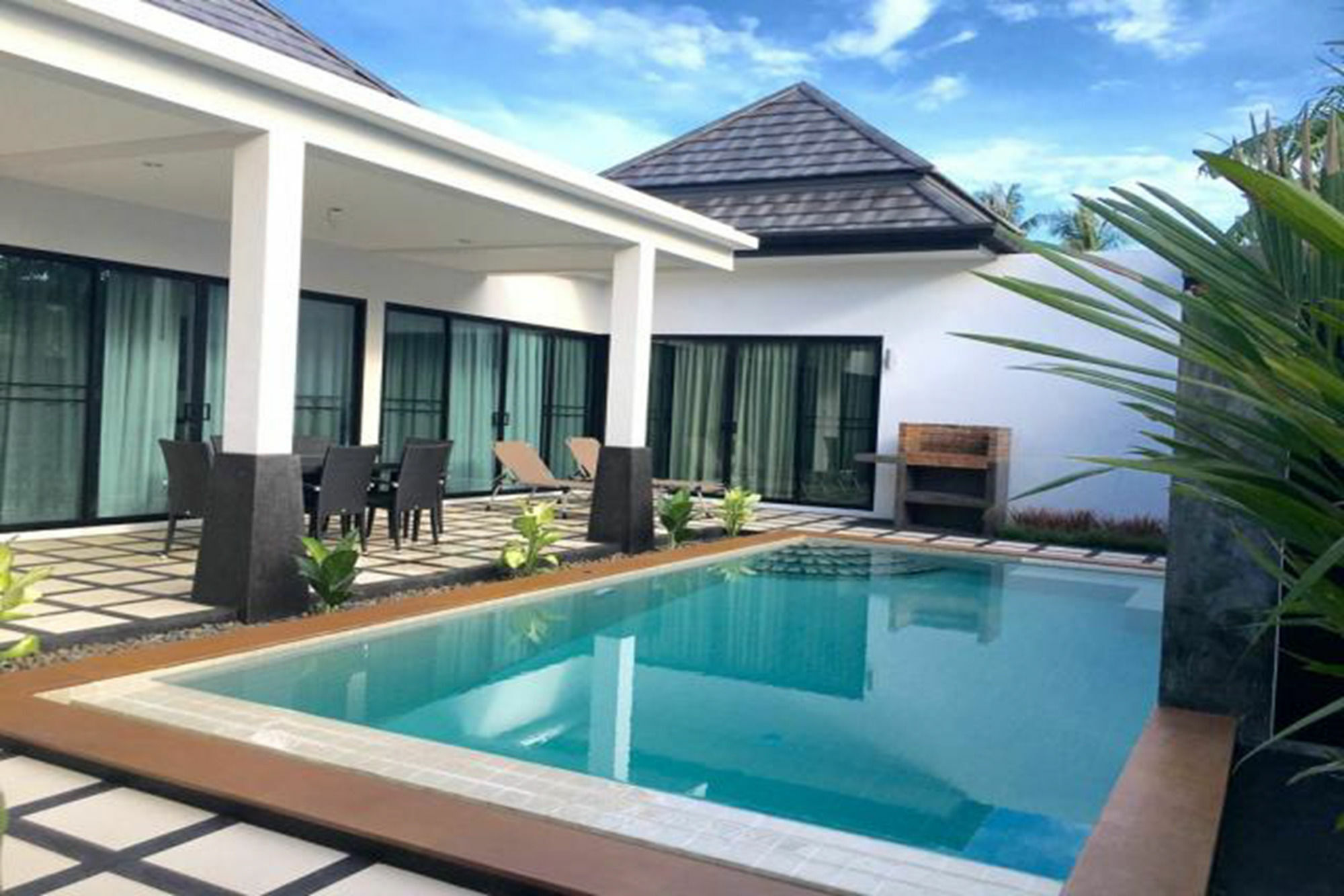 โคลส์ วูโชต์ วิลลา บาย เจตตะ Villa Rawai ภายนอก รูปภาพ